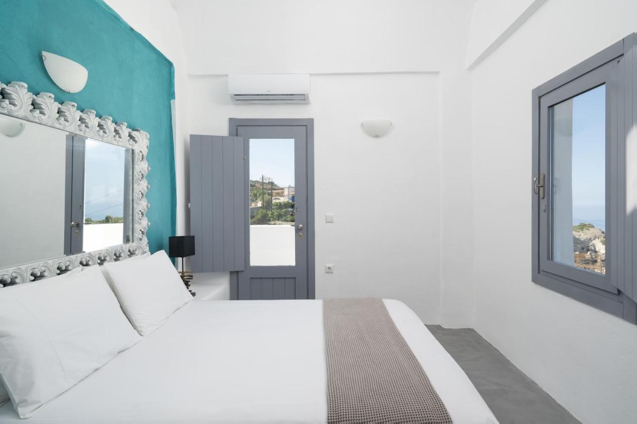 Blue White Suites Firostefani Exterior foto