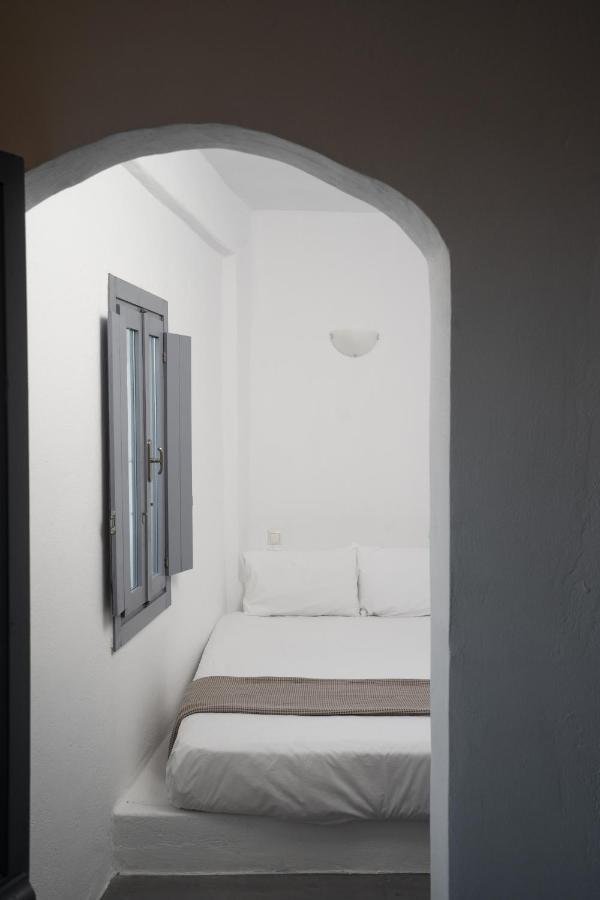 Blue White Suites Firostefani Exterior foto